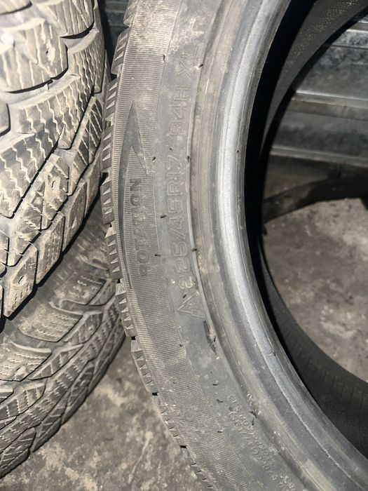 Зима шипованные  r17 ,225,45