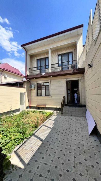 Сдаётся дом в престижном районе!