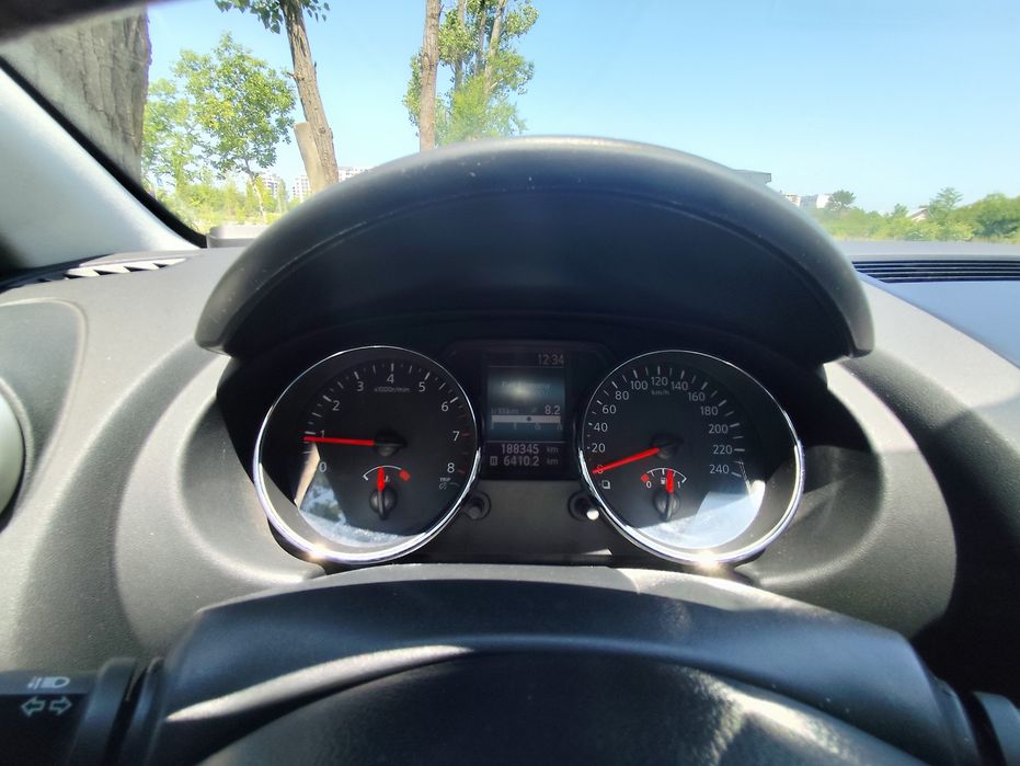 NISSAN Qashqai 2010 — imagine 4