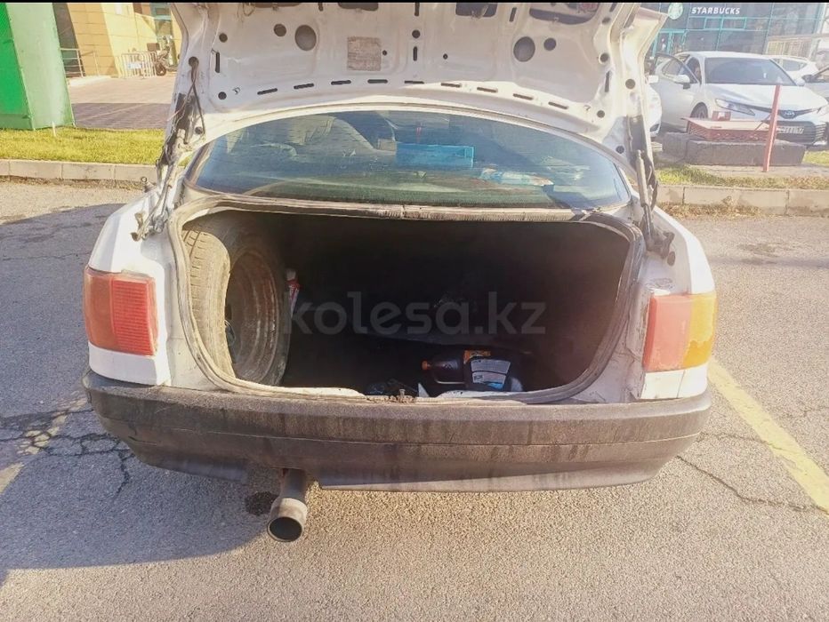 Продаётся Audi 80 b3