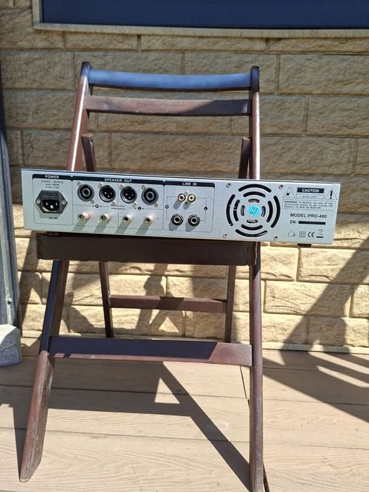 Skytec Pro480 2×240W професионален усилвател