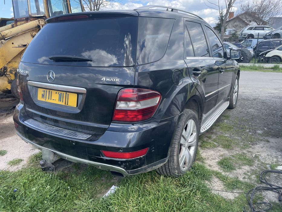 Mercedes-benz ml350 BLUEEF-CY A/МЛ350 2011г на части