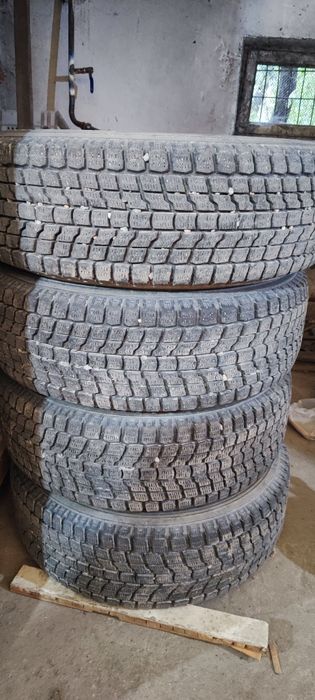 Зимняя резина с дисками 225/65 R17