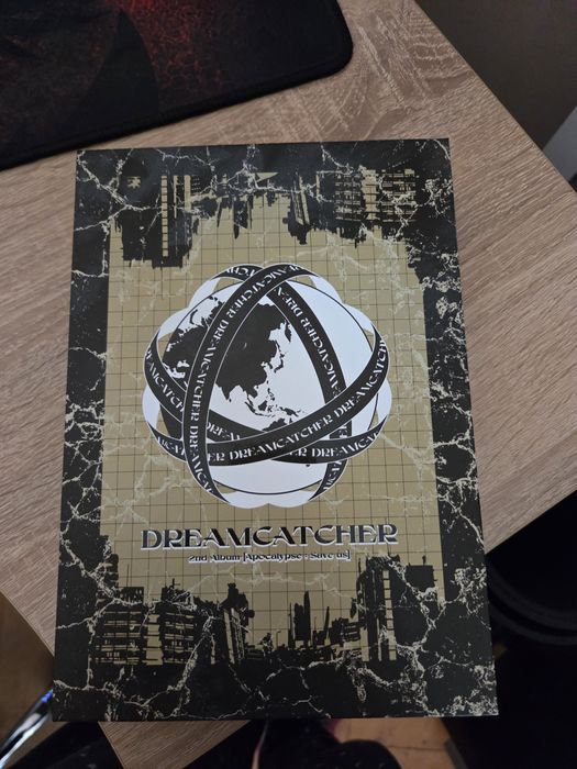 К-поп албум Dreamcatcher