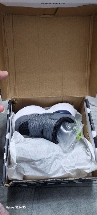 Детские кроссовки 22 размер