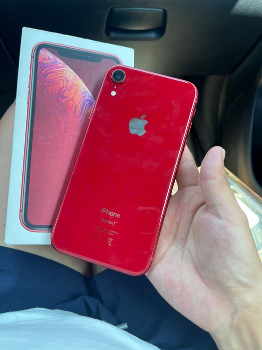iPhone xr red по