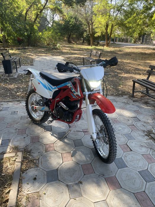 Продам эндуро 250cc