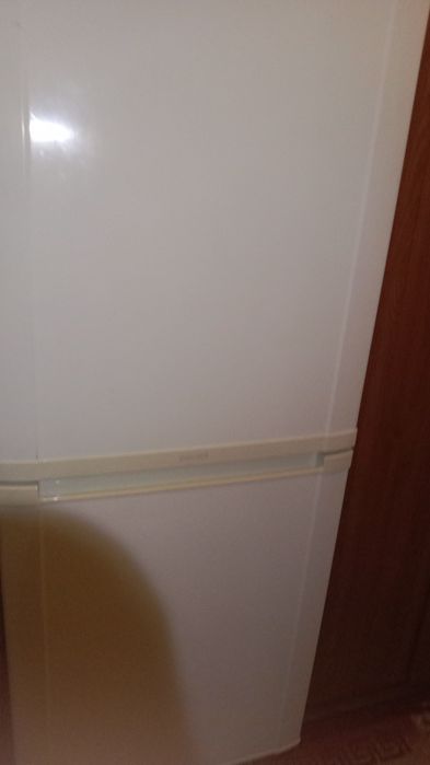 Продам холодильник samsung на запчасти