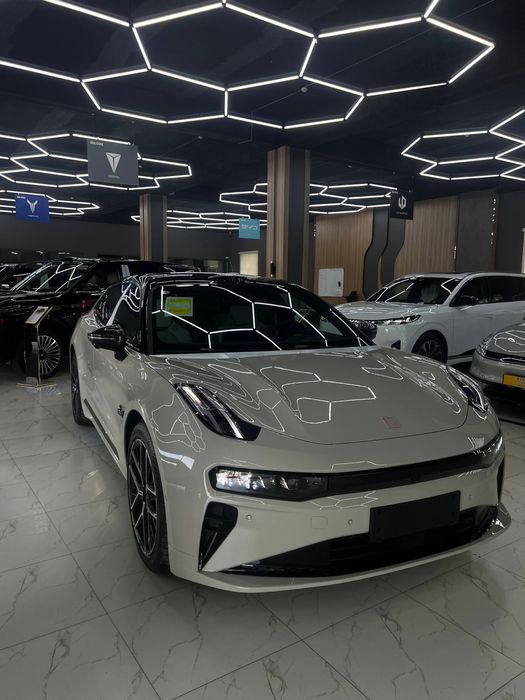 Zeekr 001 (the sport) full