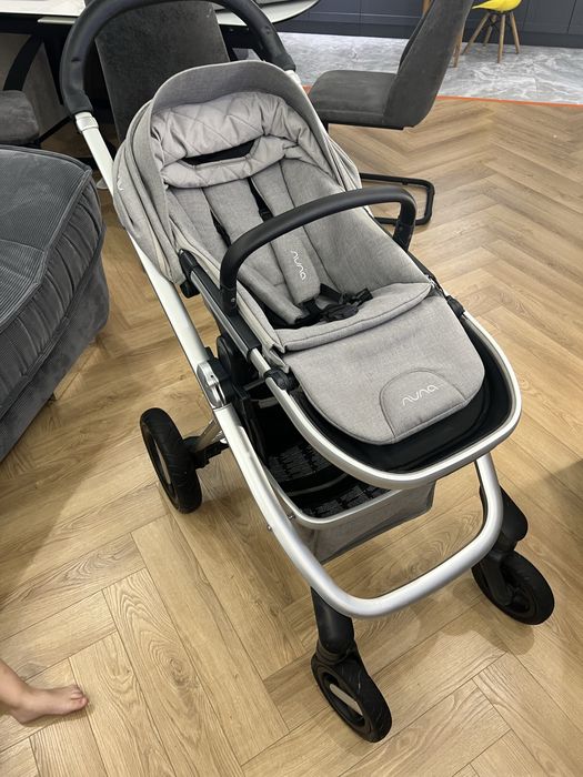 Коляска Nuna Ivvi 2 в 1