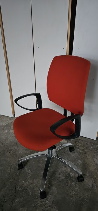 Scaune birou ergonomice