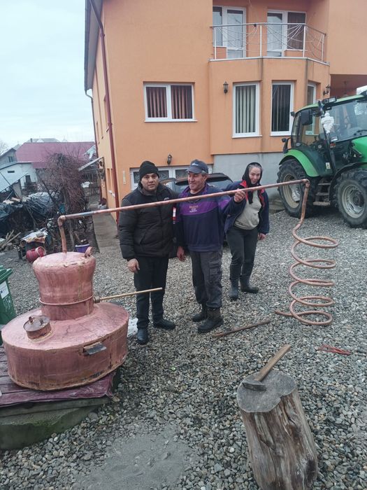 Vând cazane de țuică face la comandă reparăm Cazane