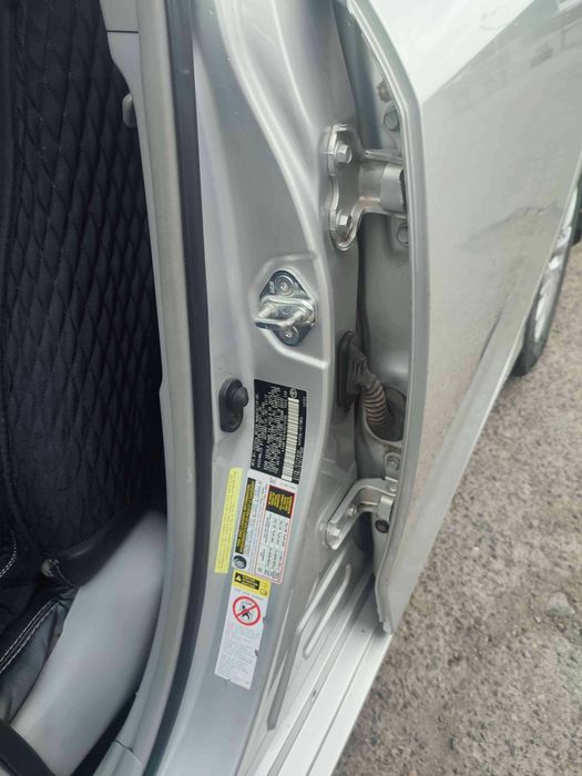 Продам Камри 50 машина хорошая