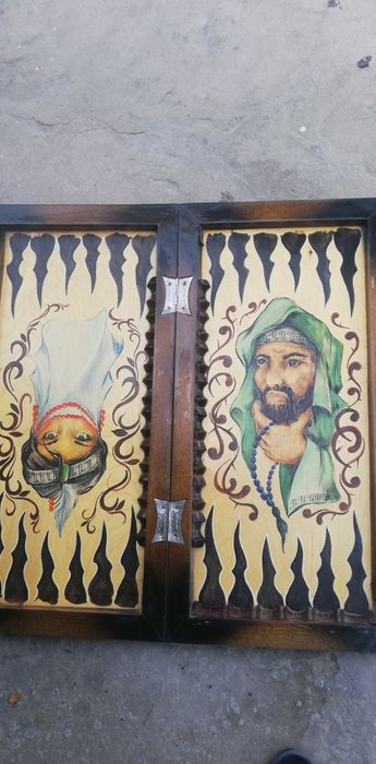 Продам доску для игры в нарды.