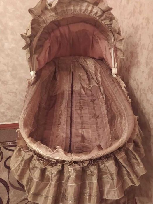 Продам колыбельку для детей до года