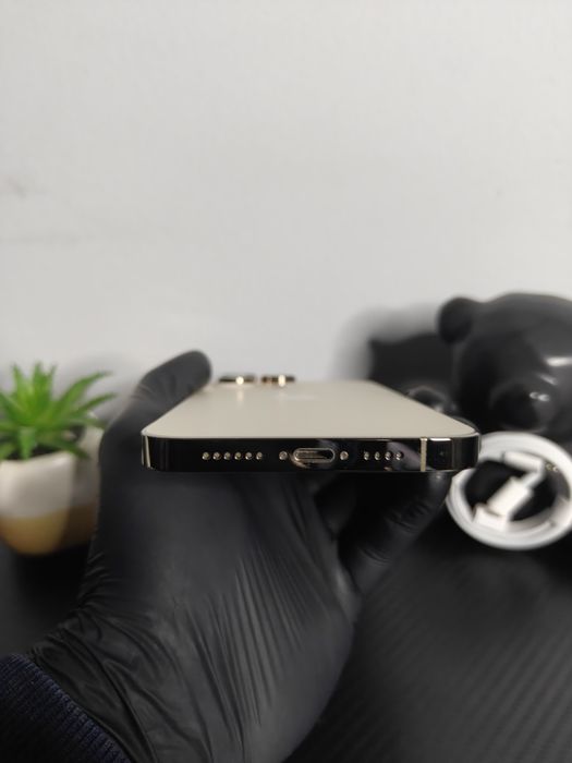 iPhone 14 Pro Max, 256GB Gold • Perfect Funcțional! • Condiție Excelentă!