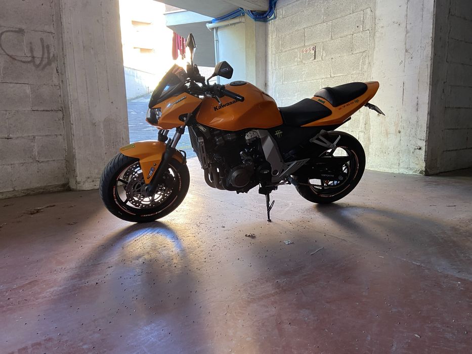 Vând Kawasaki Z750 din 2006