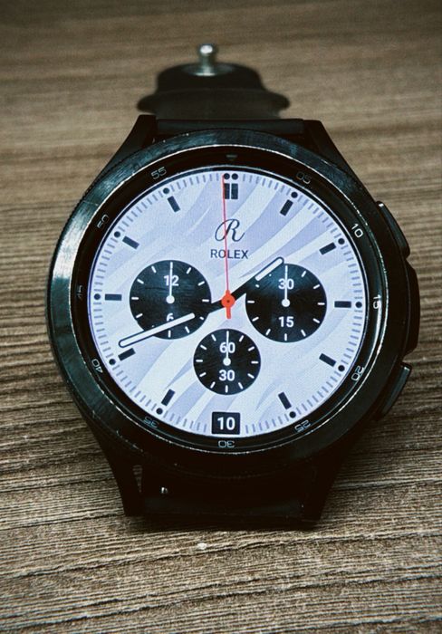Смарт-часы Samsung Galaxy Watch 4
