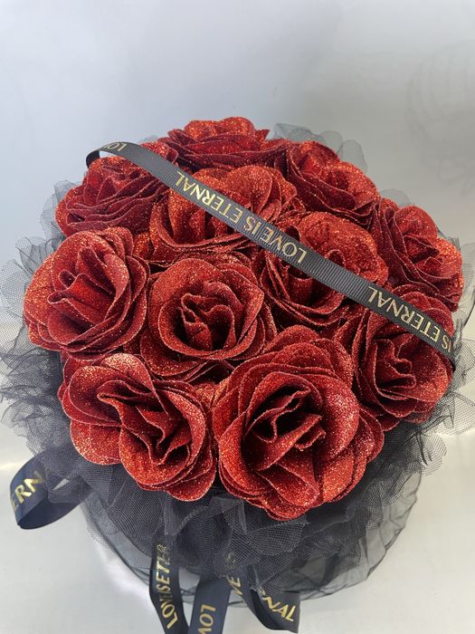 Три вида вечни букети