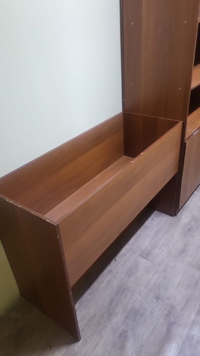 Продам шкафы для магазина