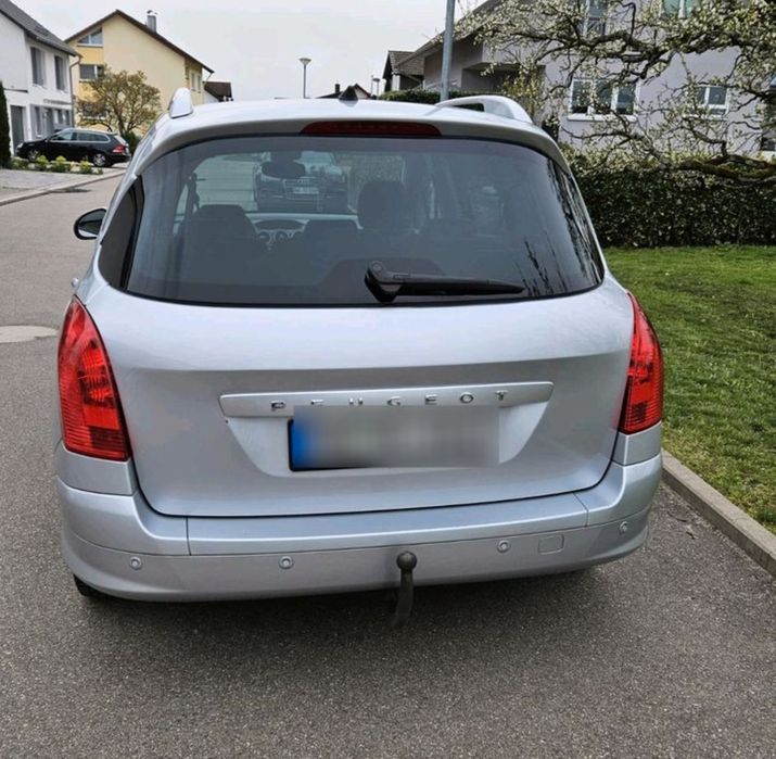 Пежо 308 1.6 бензин 150кс Bixenon Webasto