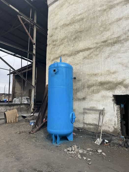 Ресивер вертикальный воздушный