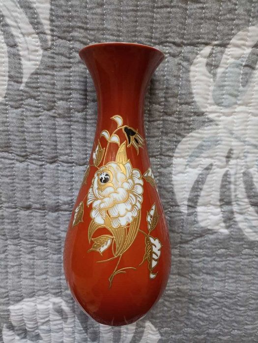 Ваза бренда Wallendorf "Золотая Роза", ГДР, Тюринген, 1960-е.