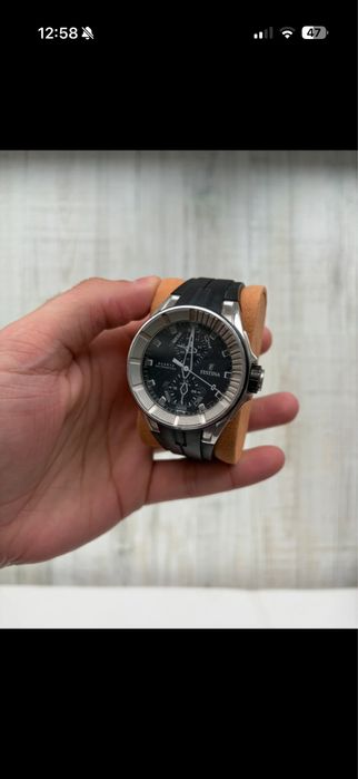 Ceas Festina negru