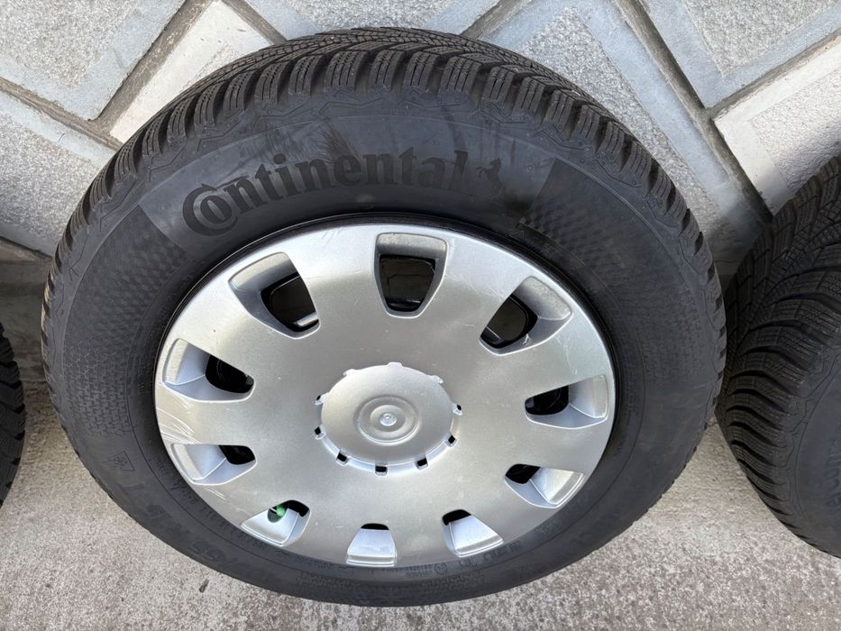 4 Anvelope de iarnă cu jante de tablă și capace! 195/65/15 M+S
