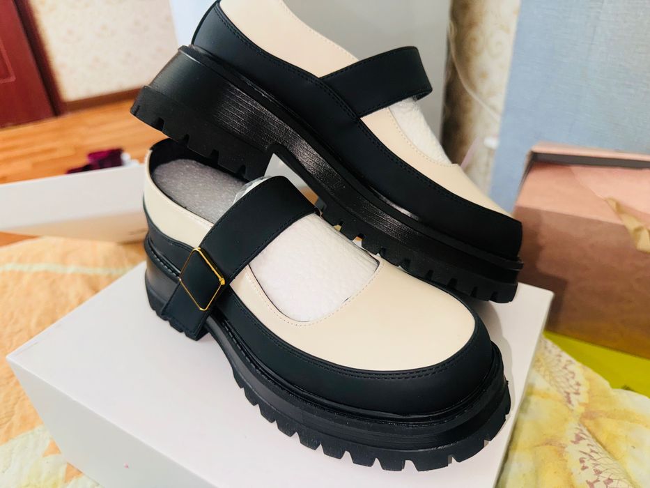 Женские лоферы новые