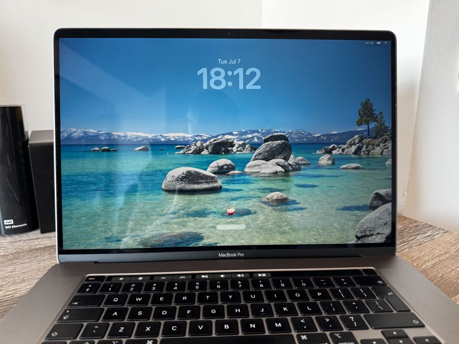 macbook pro 16 2019 second hand si noi de vanzare • Anunturi • OLX.ro