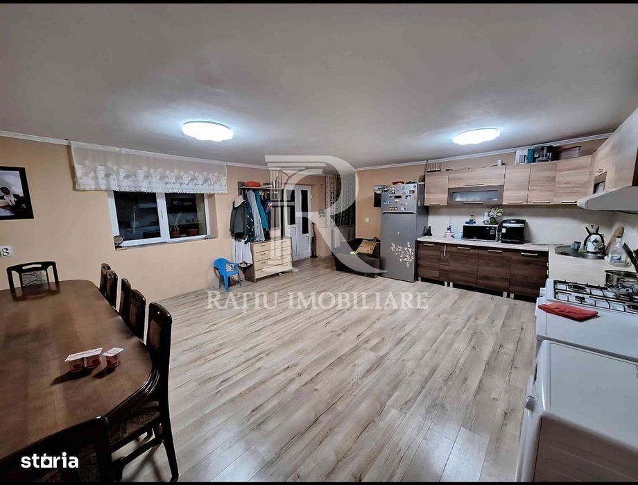 De vanzare | Casa cu etaj la cheie | Sarsig | Bihor