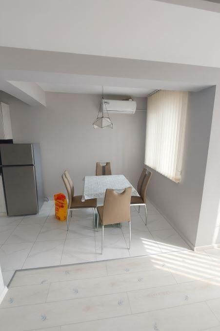 Дава се под наем Двустаен апартамент в Варна, Автогара - 78 кв.м за 450 € - Снимка #2