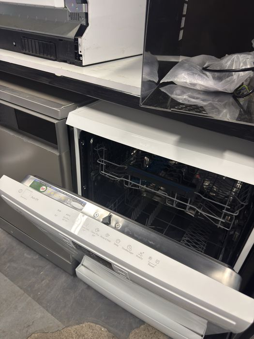 Mașină de spălat vase independentă Electrolux ESF5549LOW cu factura si garantie 12 luni