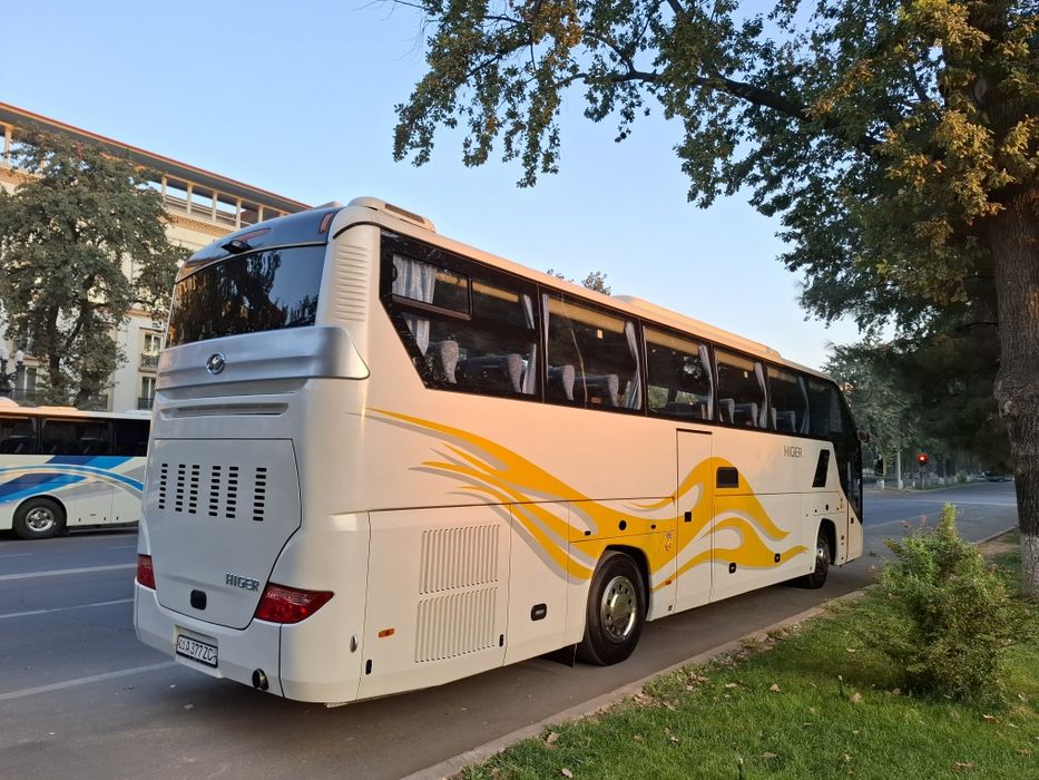 Avtobus HIGER sotiladi