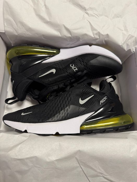 Nike Air 270 - Чисто Нови
