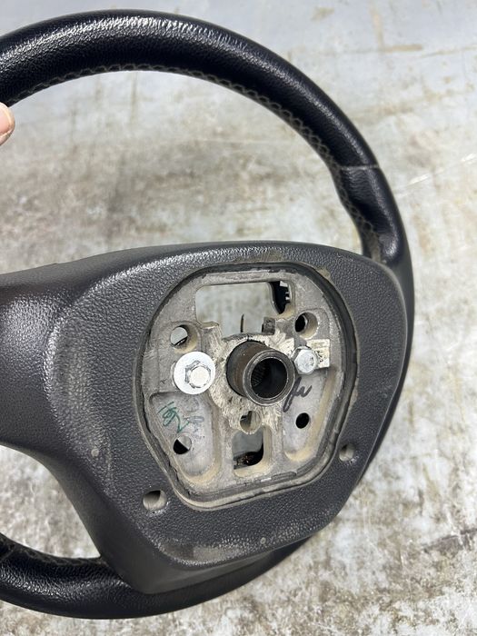 malibu 1 rul sotiladi