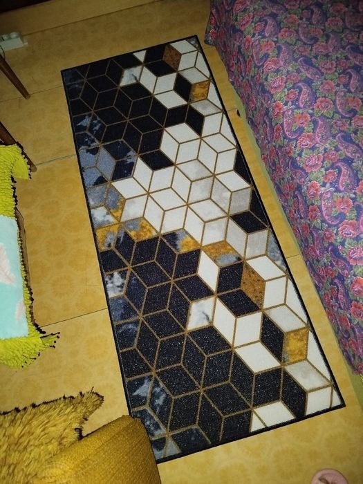 Ковёр комнатный , новый