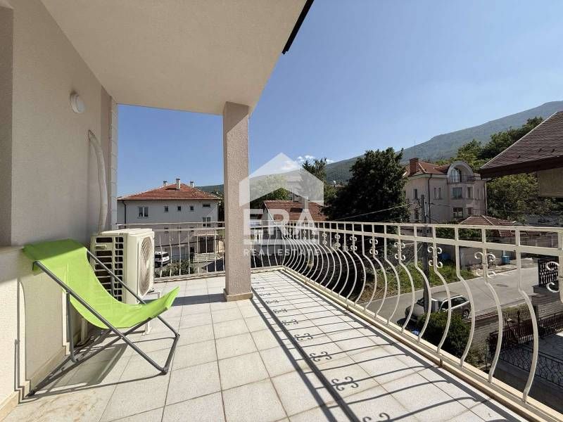 Дава се под наем Двустаен апартамент в София, Драгалевци - 130 кв.м за 800 € - Снимка #3