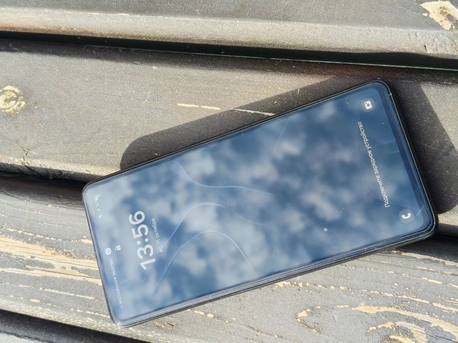Samsung a52 в хорошем состоянии