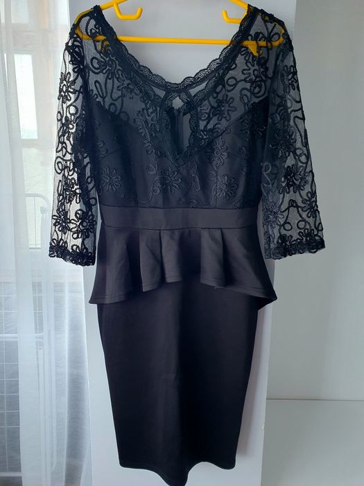 Rochie eleganta dantela neagra