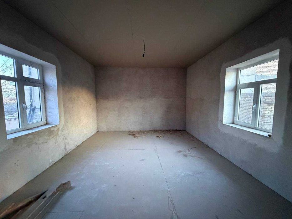 Продаётся участок 8,5 соток Ор-р Геофизика