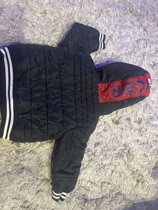 Оригинално детско яке Tommy Hilfiger