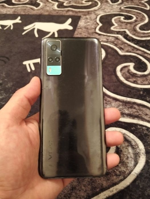 Vivo Y53S 128Gb телефон