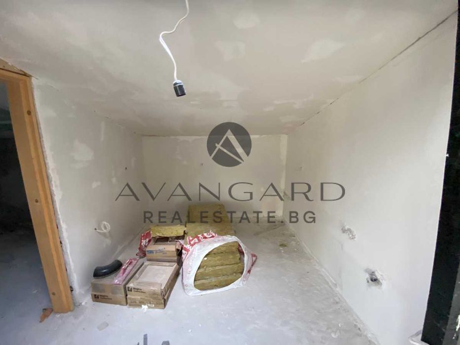 Продава се Къща в с. Костиево, Област Пловдив - 450 кв.м за 563 €/кв.м - Снимка #12