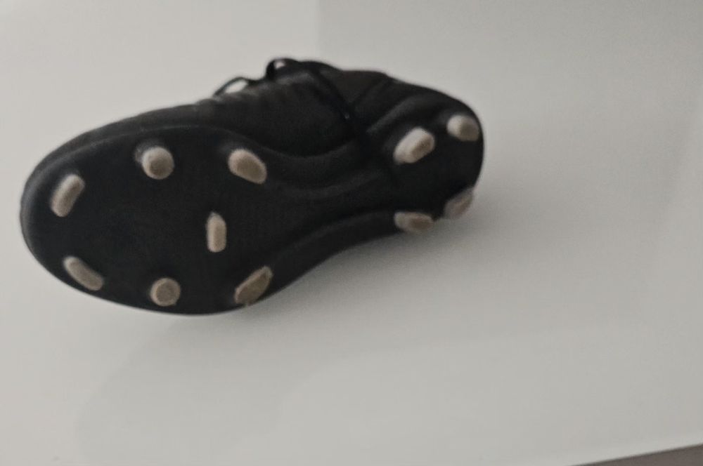 Бутонки за футбол 37,5 номер