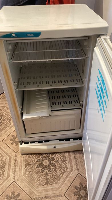 Продам компактный морозилник