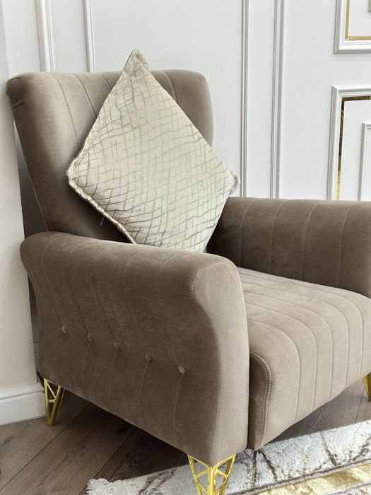 Диван с креслами