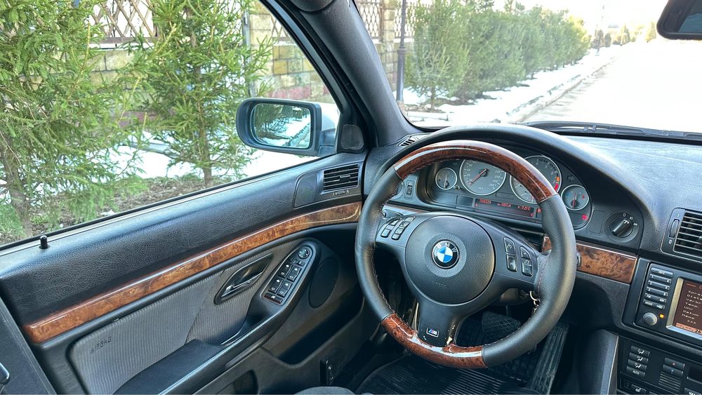 Продам е39 салон 4 дверь карты 4 сиденья