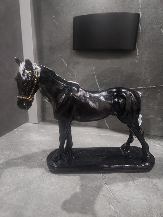 Продаются красивые сувениры отличный подарок !